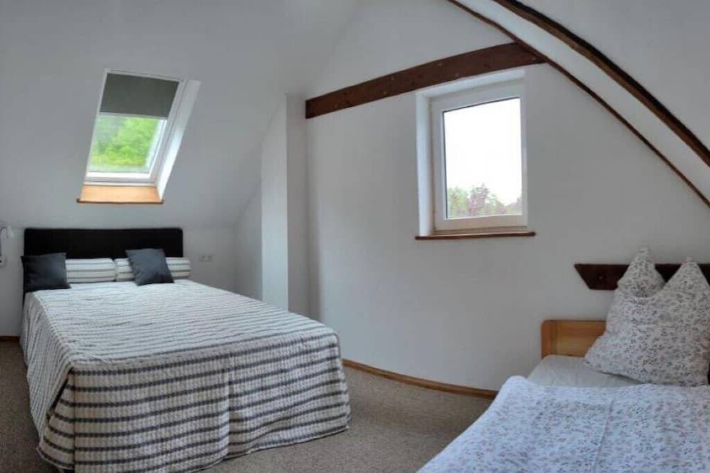 Ganze Wohnung, Apartment \"Heuboden\" in Gehren (Brandenburg), Heideblick
