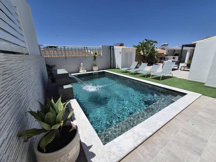 Villa para 8 pessoas, com terraço e piscina e ainda vista em Moncarapacho