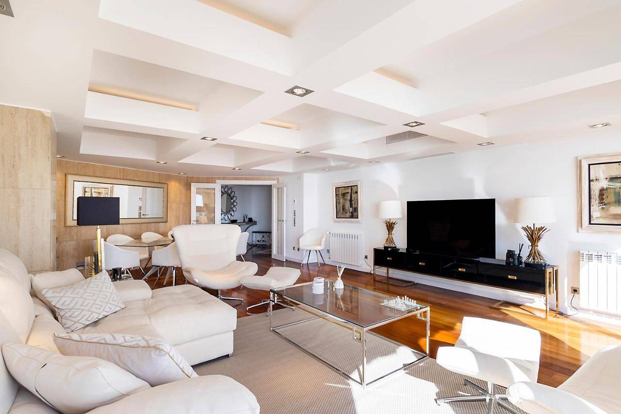 Ganze Wohnung, Cascais Lux - New Apartment in Parede, Carcavelos e Parede