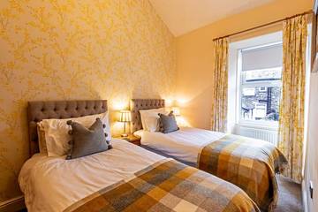 Glamping for 4 People in Bowness-on-Windermere, Cumbria, Photo 3