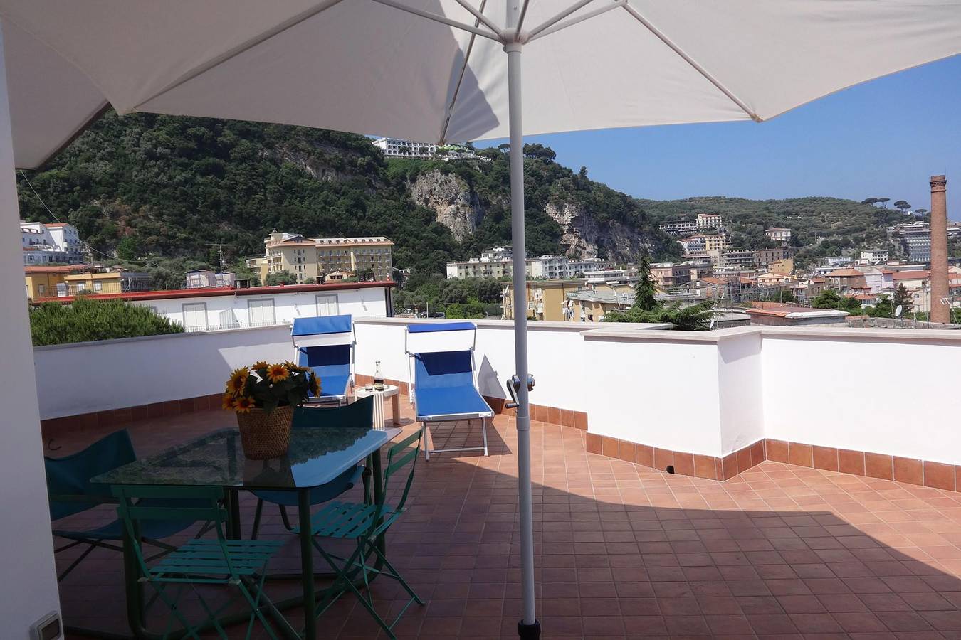 Appartement entier, Appartement de vacances pour 5 personnes avec terrasse in Sorrento, Province de Naples