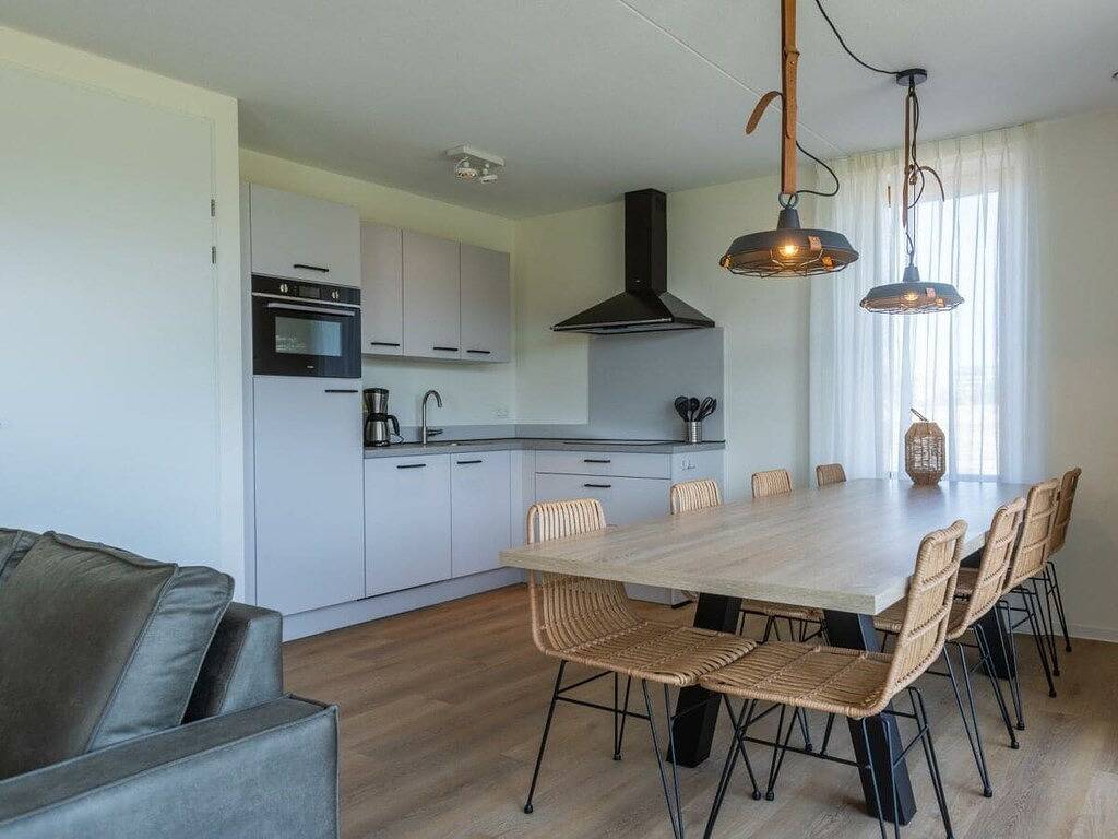 Villa in Cadzand mit Terrasse und Wifi in Cadzand-Bad, Zeeuwse Kust