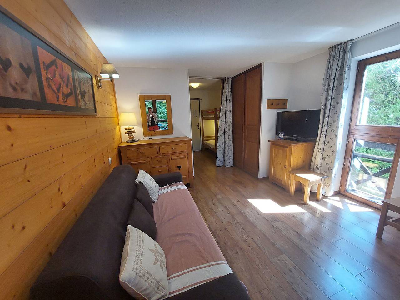 Estudio entero, Brides Les Bains - Estudio para 4 personas con balcón y wifi, cerca del centro in Brides-les-Bains, Les Trois Vallées