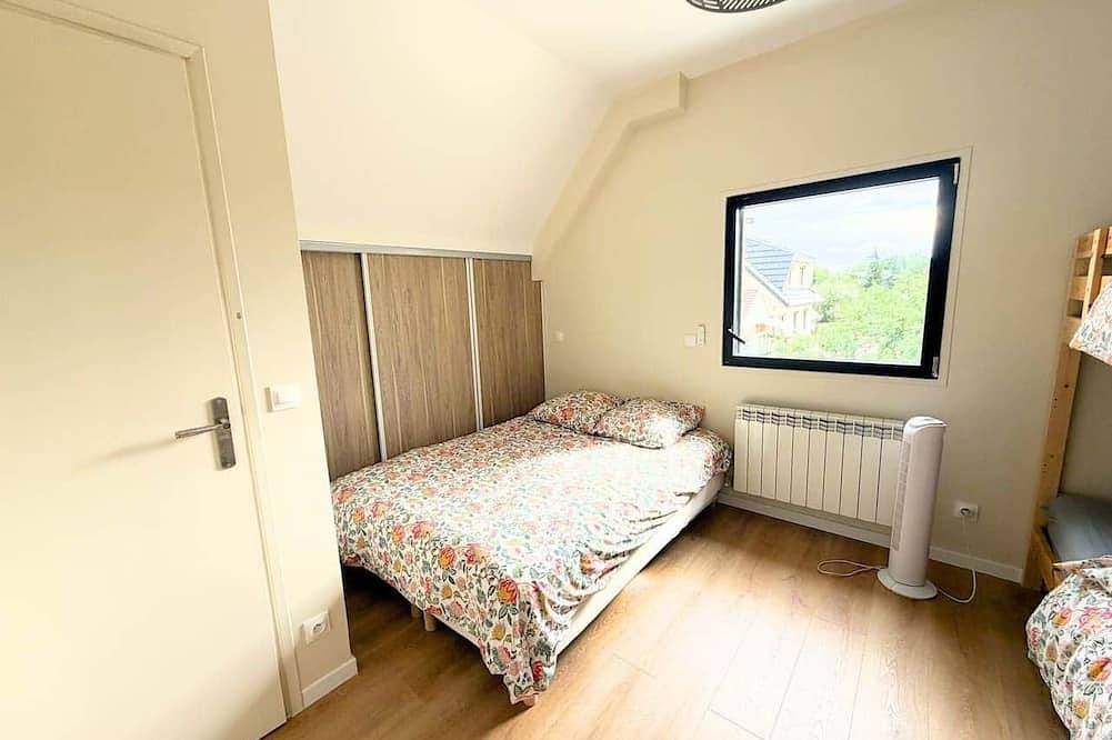 Ganze Wohnung, Qhome 6 - Cozy one-bedroom apartment between Paris and Disney in Noisy-le-Grand, Seine-Saint-Denis