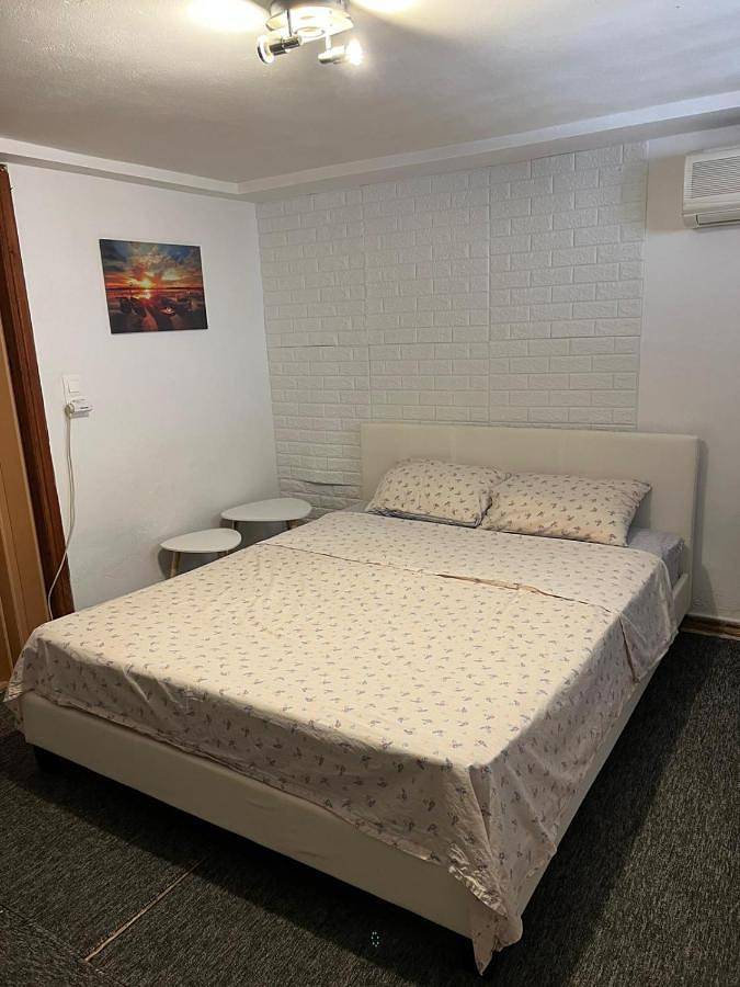 Gîte pour 2 personnes, avec terrasse dans Érétrie