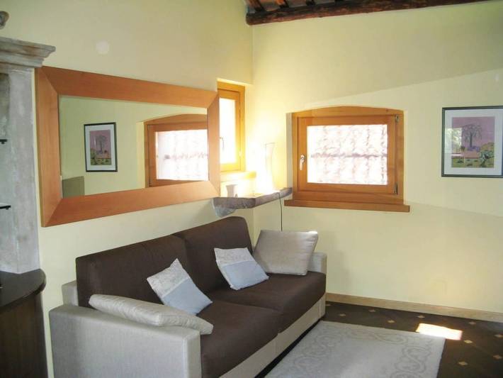 Appartamento intero, Wohnung 'Luca' mit Terrasse in Vittorio Veneto, Prealpi Carniche