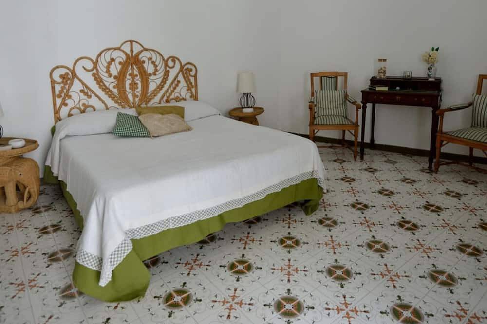 Apartamento entero, Casa de Pompeyo con terraza y vistas al mar in Atrani, Costa Amalfitana