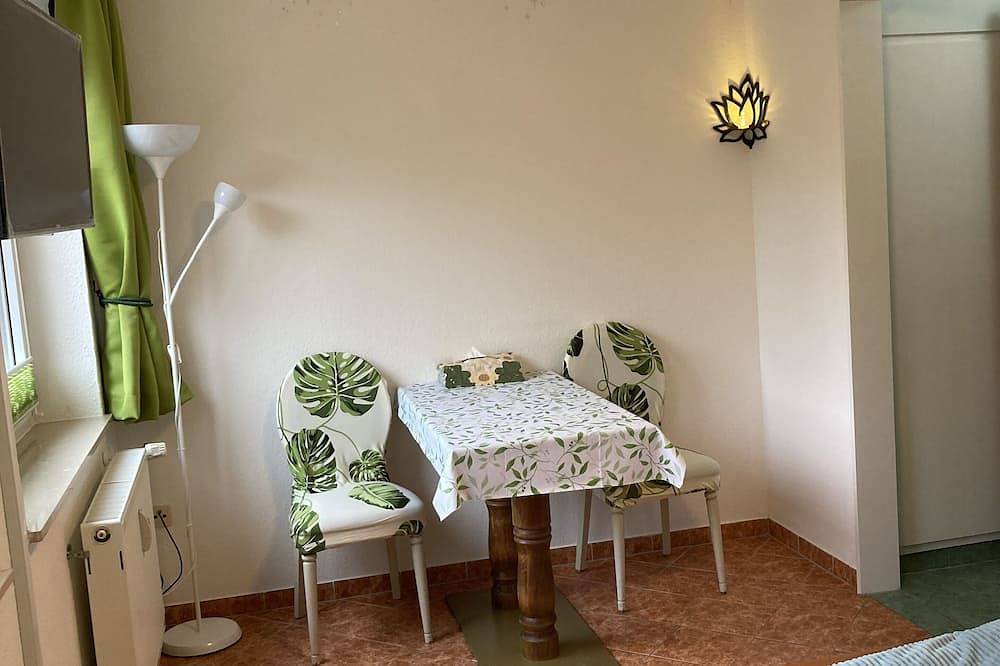 Ganze Wohnung, Immensee Iv gemutliches 1 Zi.-Apartment mit Gemeinschaftraum + Kamin in Ronshausen, Hessisches Bergland