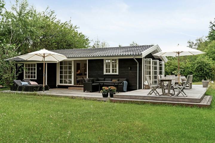 Ferienhaus für 6 Personen, mit Terrasse und Garten
