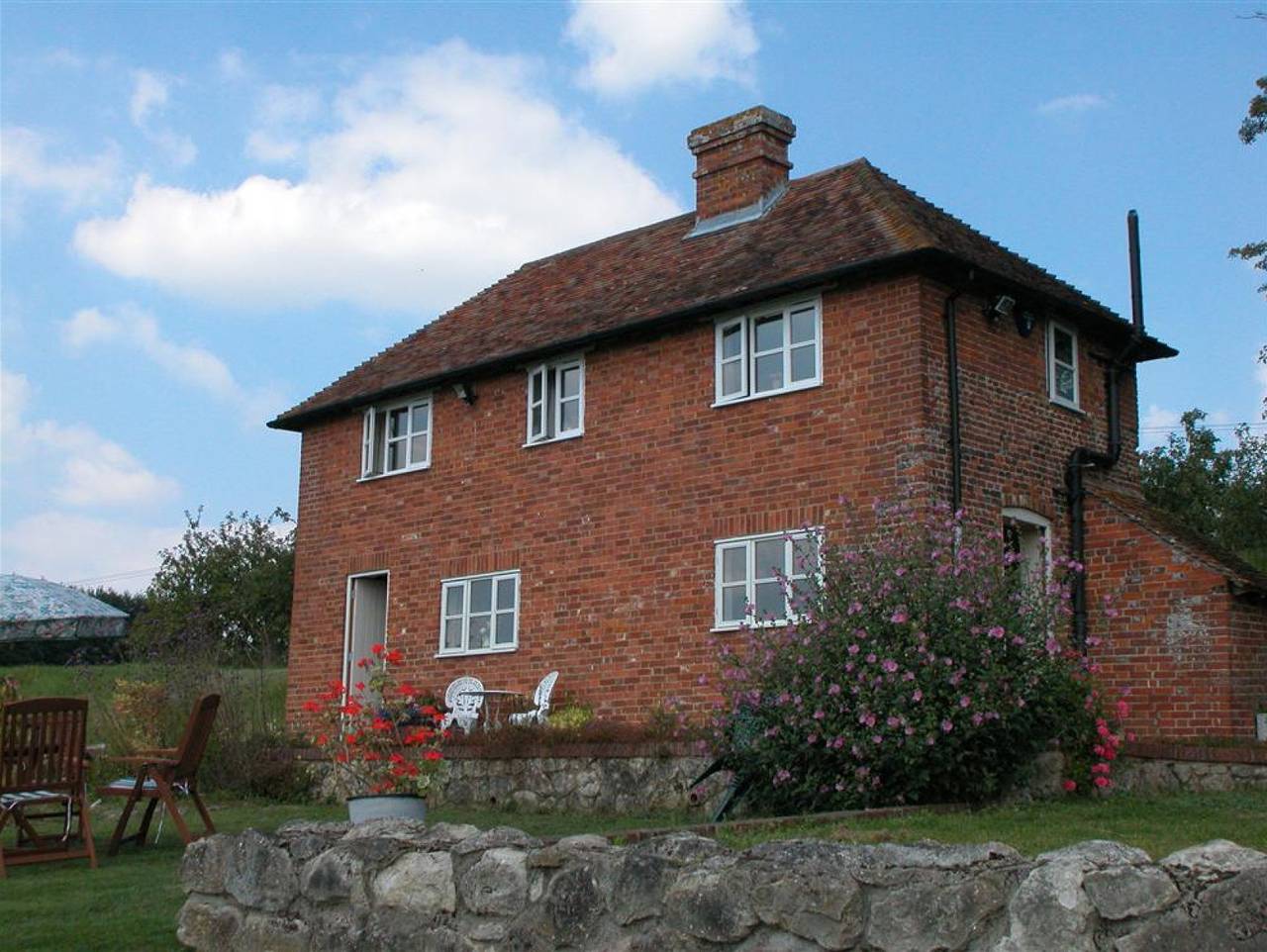 Orchard Cottage in Chart Sutton, Kent