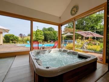 Gîte pour 2 personnes, avec terrasse à Anould