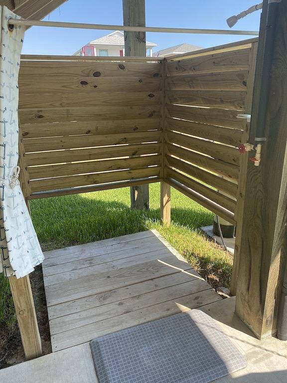 Beautiful Family Friendly House within walking distance to beach in Brazoria County