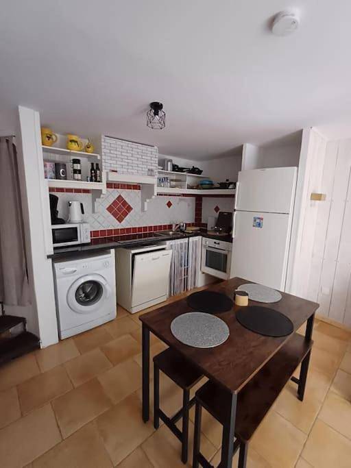 Ganze Wohnung, One-Bedroom Apartment in Montferrat, Draguignan Region
