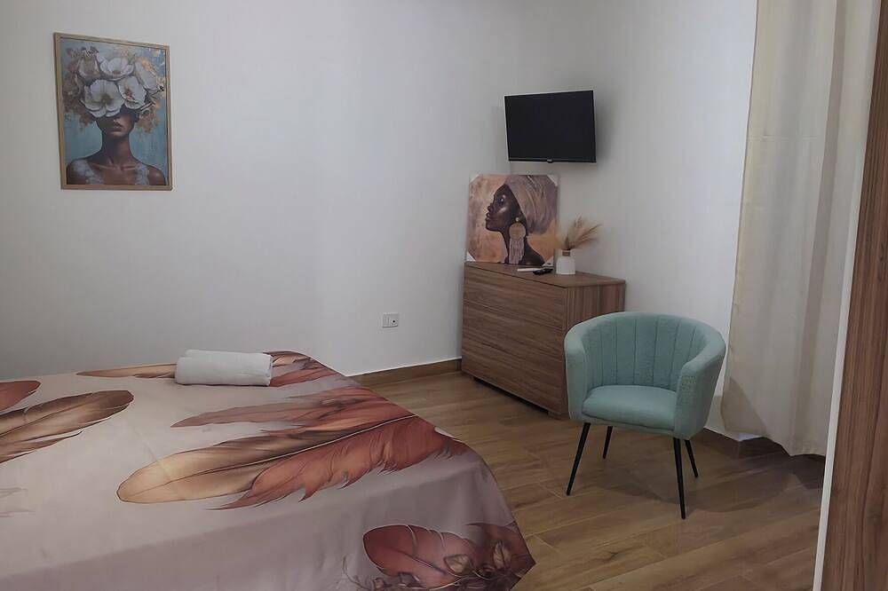 Entire apartment, Maison Luisa in Pozzuoli, Naples Province