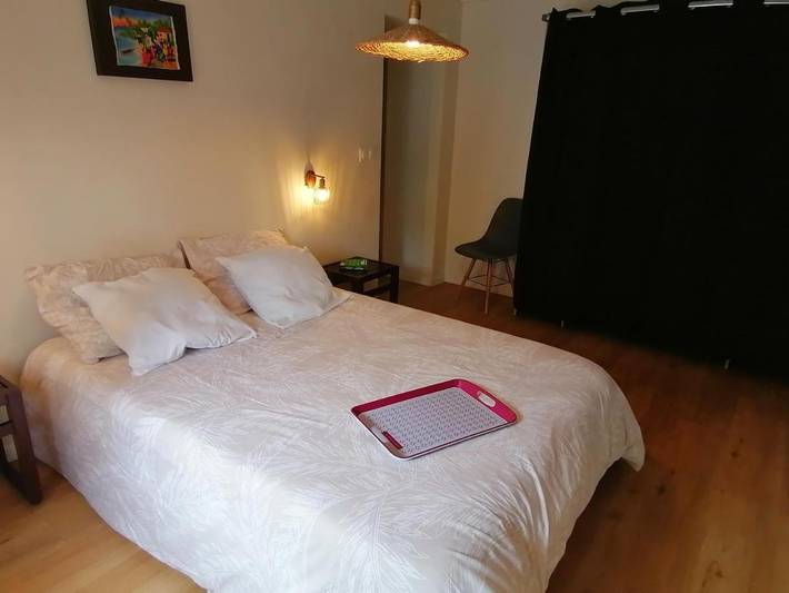 Location de vacances pour 6 personnes, avec jardin ainsi que vue et piscine, animaux acceptés à Cachen - 4