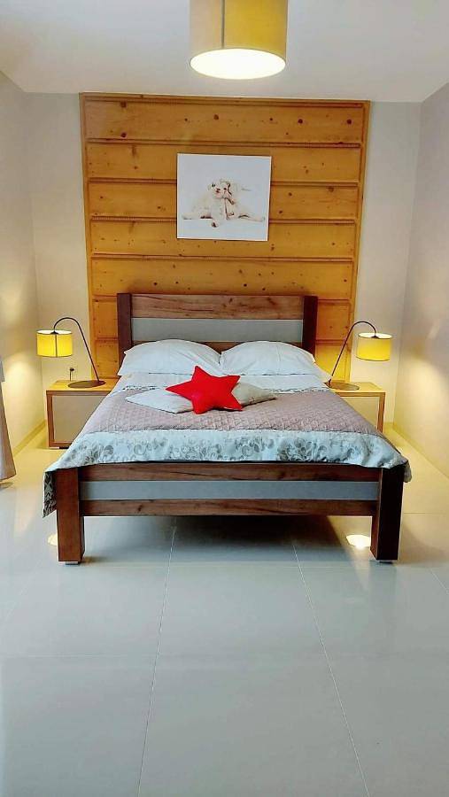 Apartament wakacyjny dla 6 osób, z jacuzzi i ogród oraz sauna w Szaflary