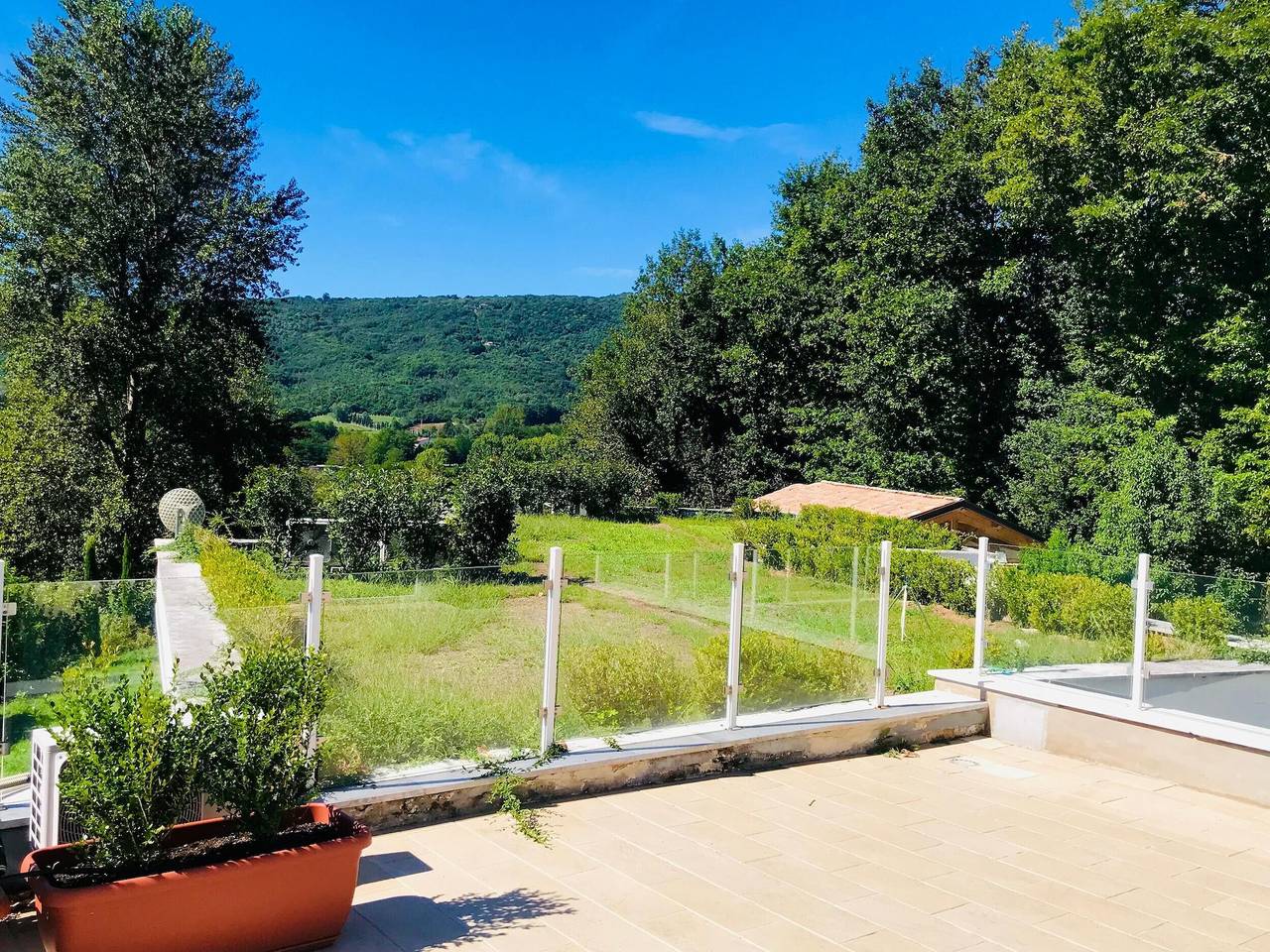 Ganze Wohnung, Apartment mit Terrasse und Seeblick in Alvignano, Caserta Provinz