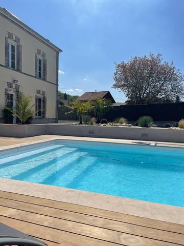 Chambre d’hôte pour 2 personnes, avec vue ainsi que terrasse et piscine à Brugny-Vaudancourt