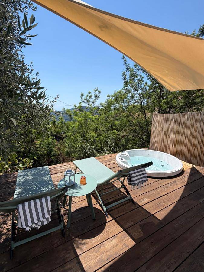 Stecadó Glamping in Dolceacqua, Alpes liguriennes