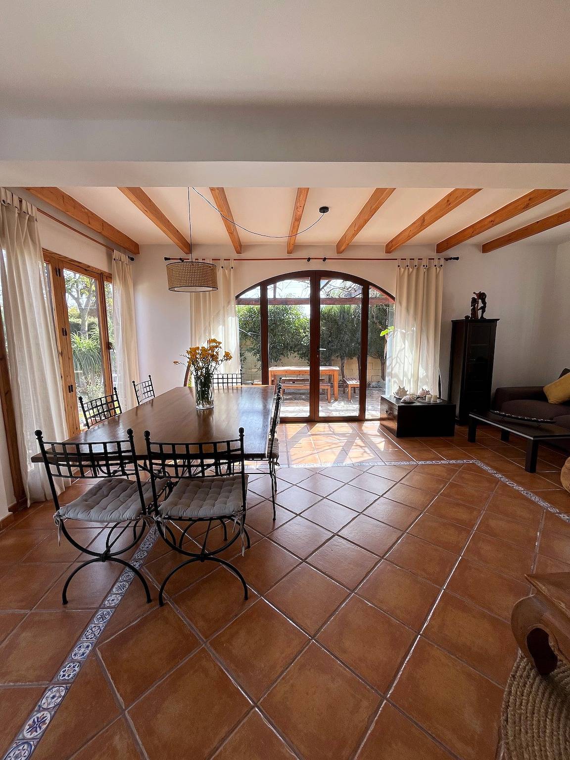 Maison de vacances 'Beniarbeig' avec vue sur les montagnes, Wi-Fi et climatisation in El Campello, Costa Blanca