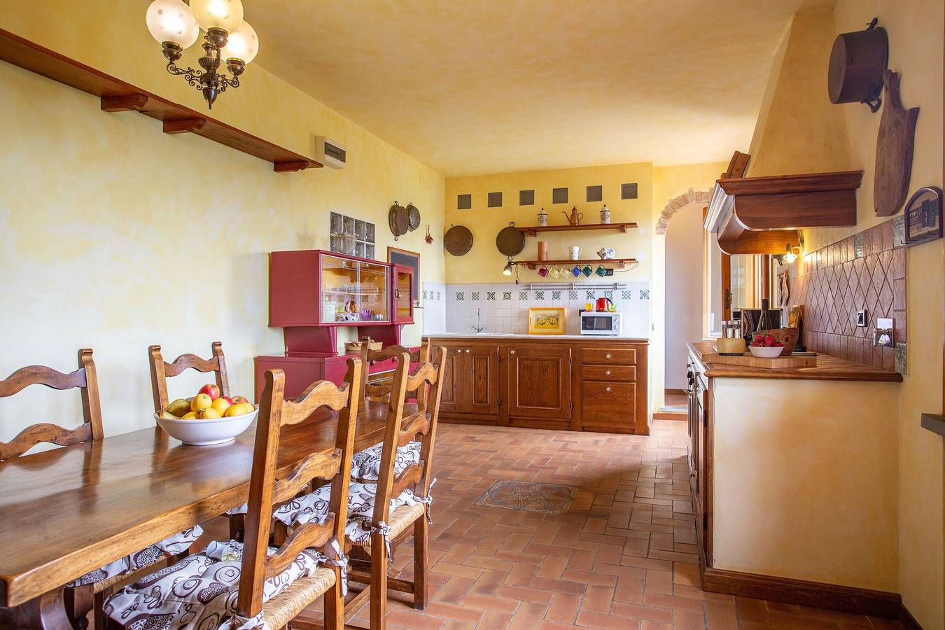 Villa mit privatem Pool, Wlan und Klimaanlage in Treggiaia in Pontedera, Pisa Provinz