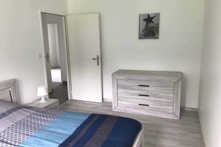 Location de vacances pour 6 personnes, avec jardin et terrasse dans Sainte-Marie-du-Lac-Nuisement - 4