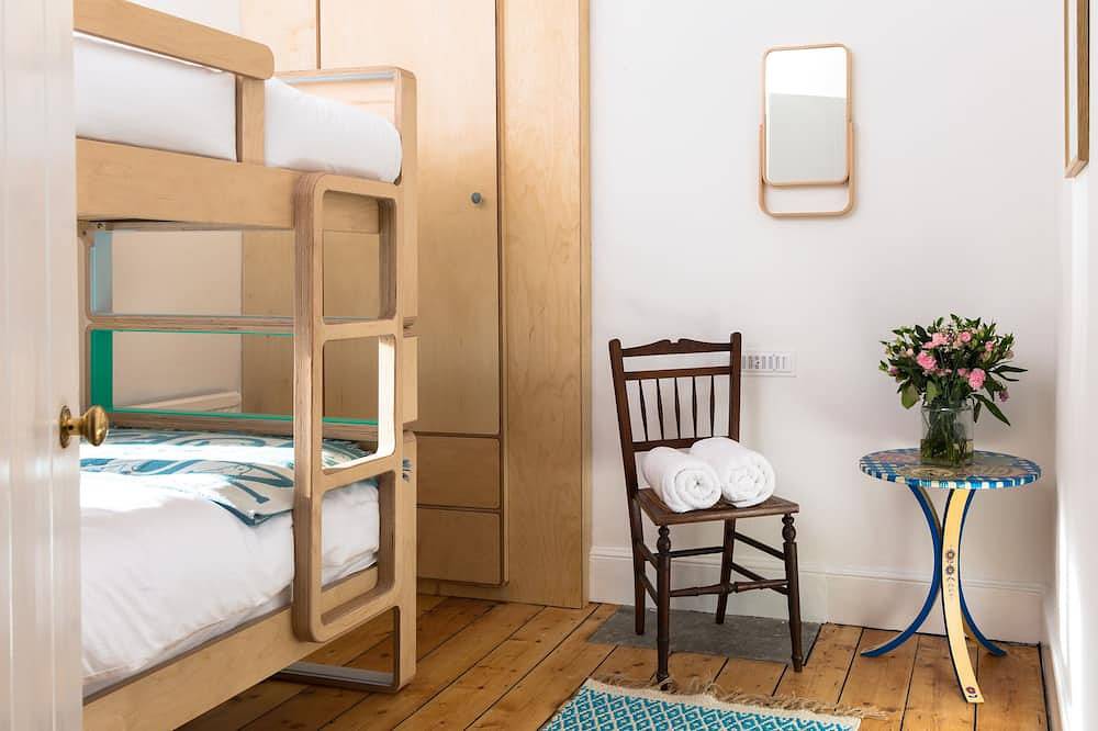 A stylish family house close to the centre of Hay-on-Wye in Hay-on-Wye, Brecon Beacons