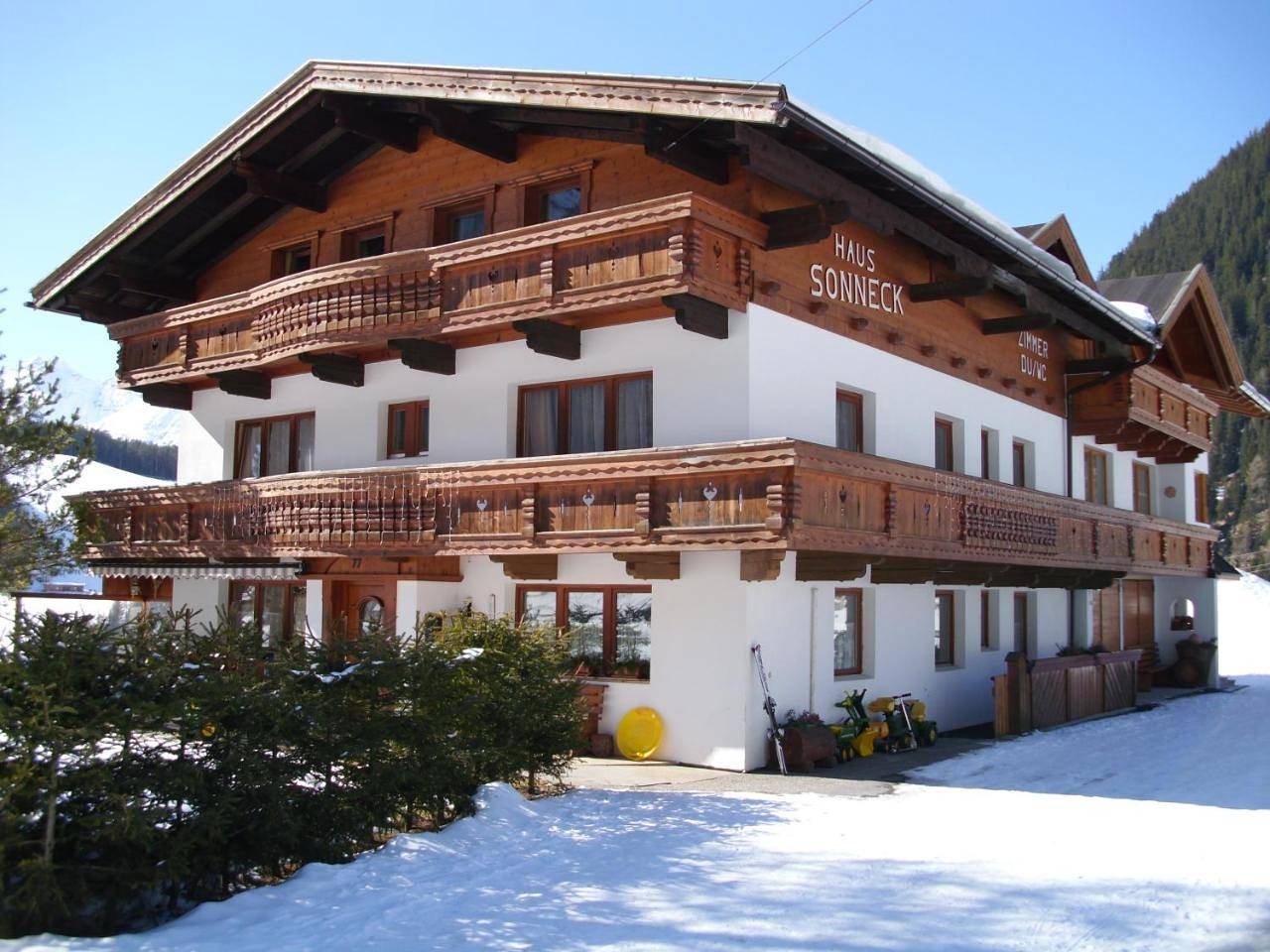 Geheel appartement, Haus Sonneck in Stubai Alps, Umhausen