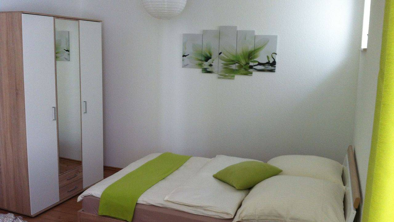 Ganze Ferienwohnung, Ferienwohnung für 2 Personen (48 m²) in Dettingen in Dettingen an der Erms, Neckar-Alb