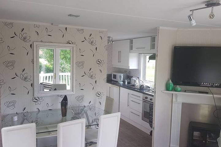 Cabane en bois pour 5 personnes - 1