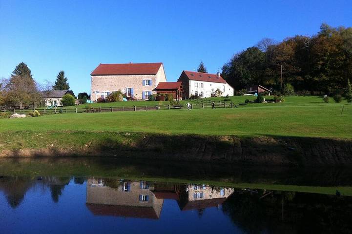 Gîte pour 6 personnes, avec balcon et jardin à Jouillat