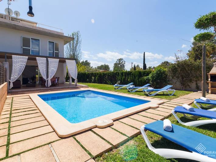 Ferienhaus für 6 Personen, mit Balkon/Terrasse und Garten sowie Pool auf Mallorca Norden - 4