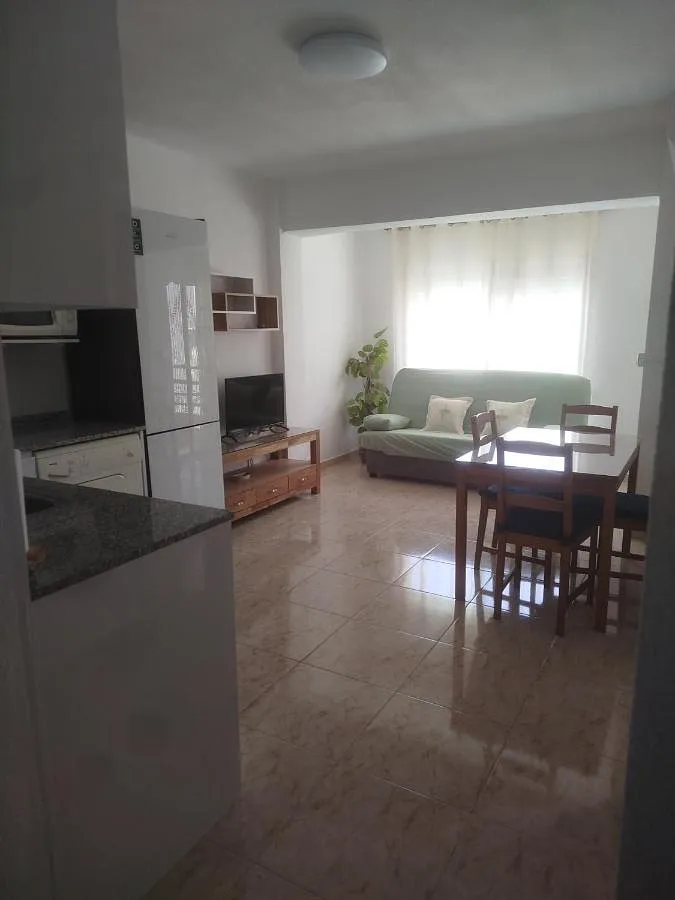 Apartamento de vacaciones para 4 personas, con jardín además de piscina y piscina para niños, Se admiten mascotas - 1