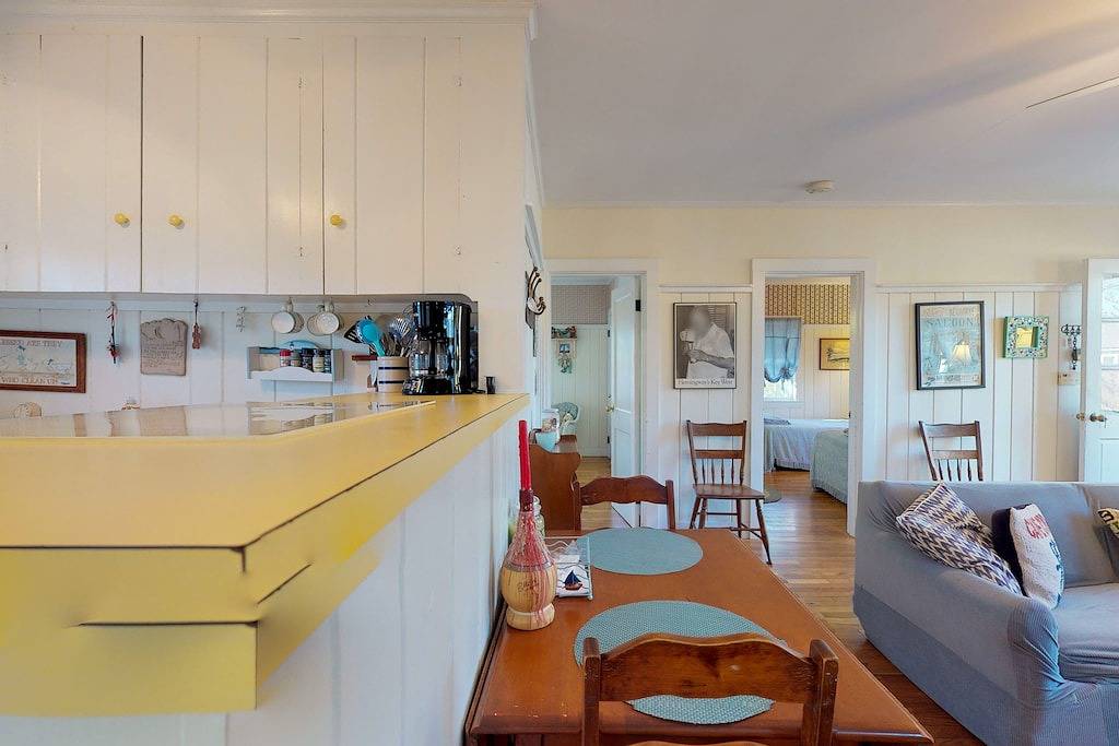 Hundefreundliches Strandhaus mit / großer Liegewiese an der Main Street Harwich in Harwich Port, Harwich