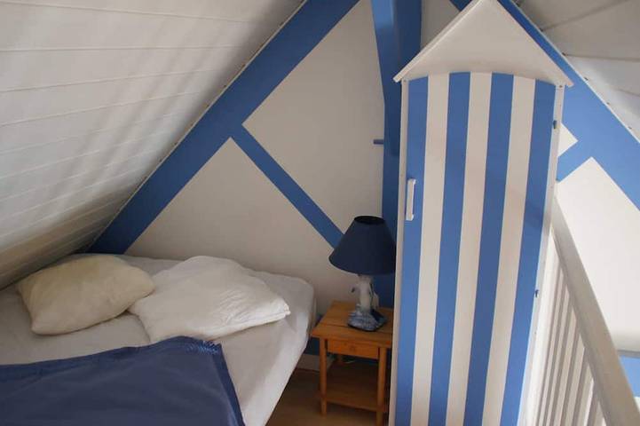 Gîte pour 3 personnes, avec terrasse dans Plage Bonne-Source - 2