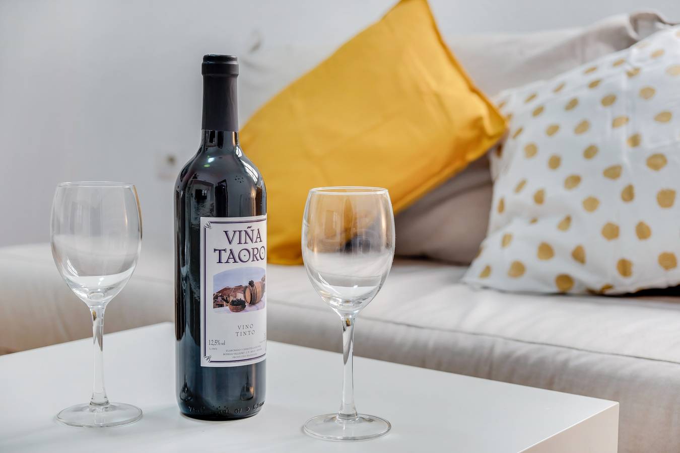 Entire apartment, Charming Apartment ‘Tenerife 2’ in central Santa Cruz with Wi-Fi in Distrito Salud-La Salle, Santa Cruz de Tenerife