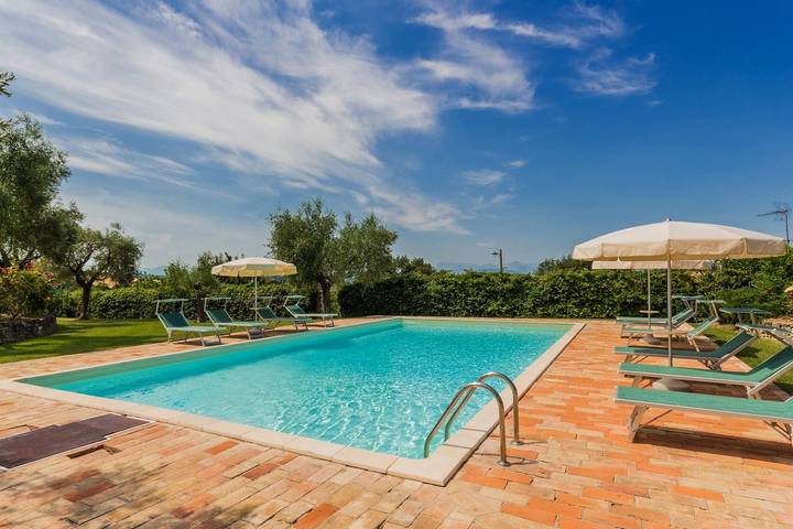 Ferienhaus für 14 Personen, mit Terrasse und Pool sowie Garten, mit Haustier in Fermo - 2