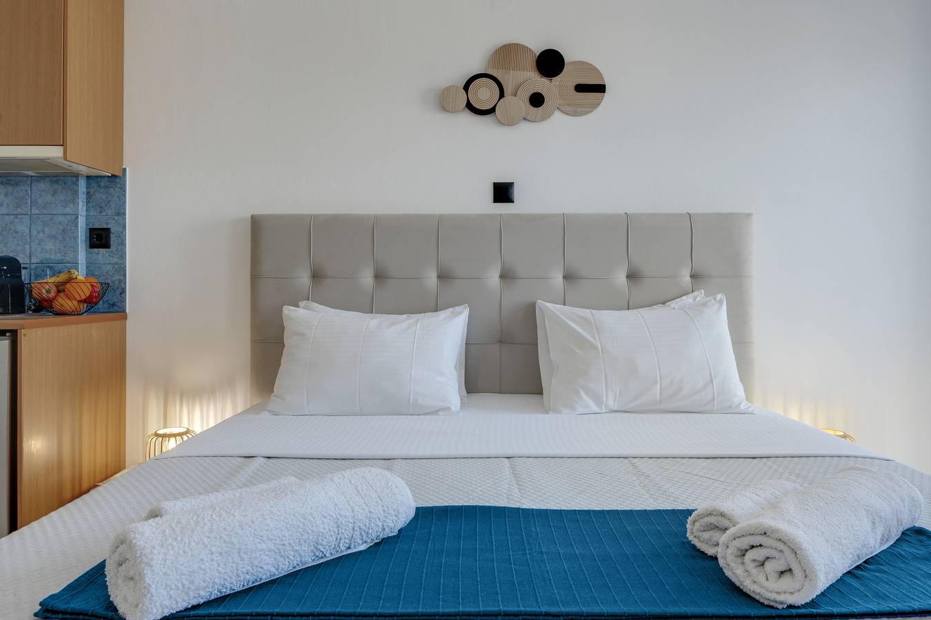 Studio-appartement 'St George Sea View Double Room-Privé Jacuzzi met zeezicht', foto 12
