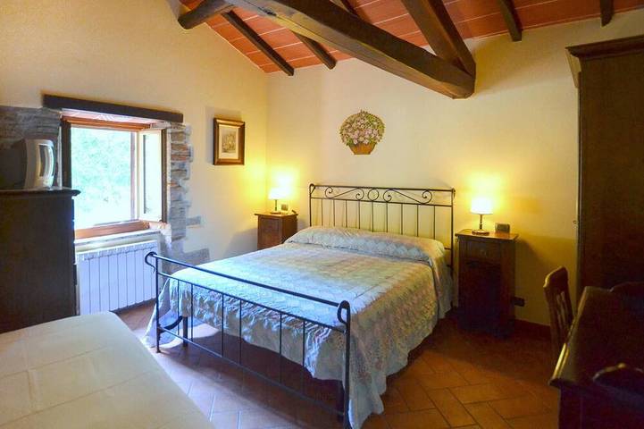 Pet friendly home in Pratovecchio Ar in Pratovecchio Stia, Casentino