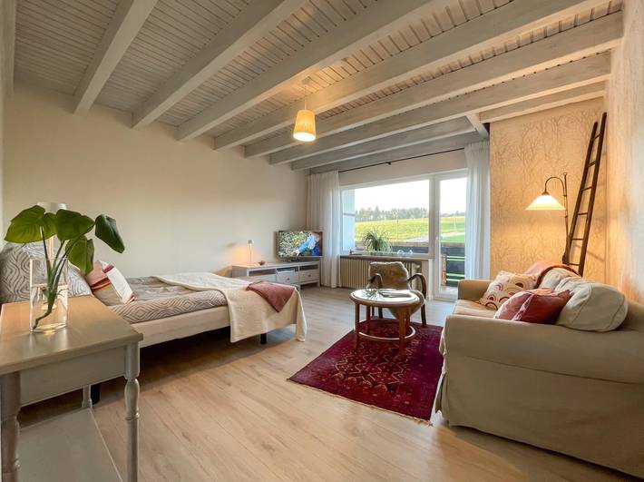 Ferienwohnung für 3 Personen, mit Garten