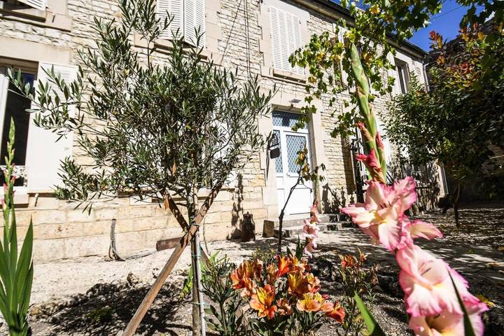 Location de vacances pour 15 personnes, avec Terrasse et Jardin dans Grancey-sur-Ource