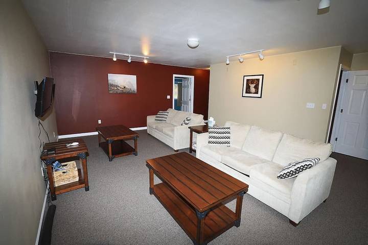 Vacation rental for 14 people, with balcony in Denali