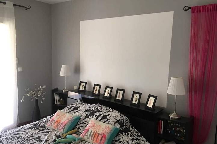 Location de vacances pour 9 personnes, avec jardin et terrasse à Bellegarde - 2