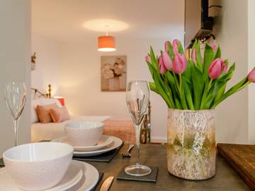 Holiday Rental for 2 People in Cheddar, Somerset, Photo 1