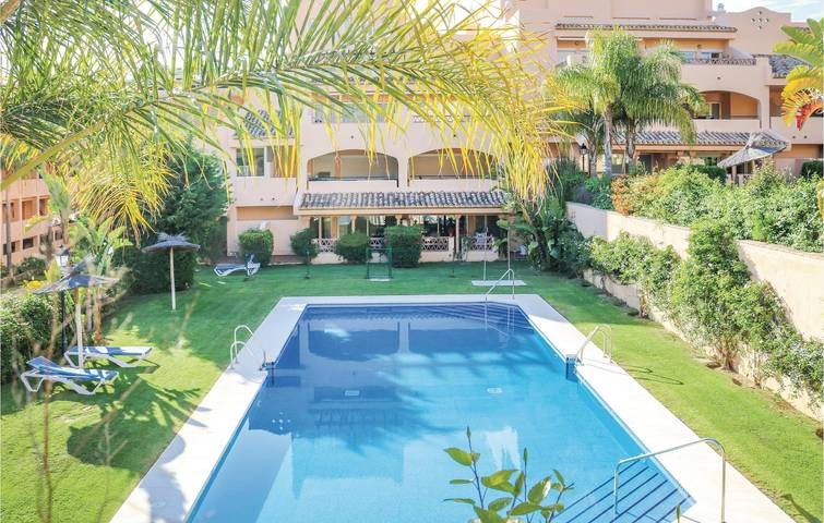 Gîte pour 6 personnes, avec terrasse et piscine à Marbella - 2