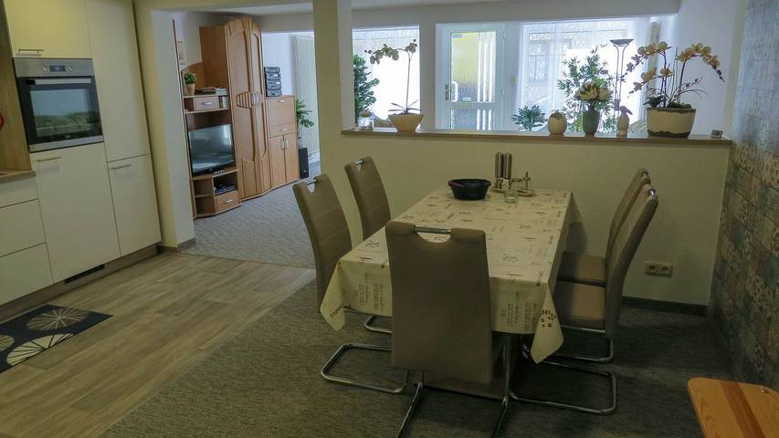 Ferienwohnung für 2 Personen, mit Balkon in Ilmenau - 2