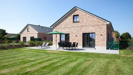 Ferienhaus für 8 Personen, mit Garten und Sauna sowie Whirlpool in Westermarkelsdorf