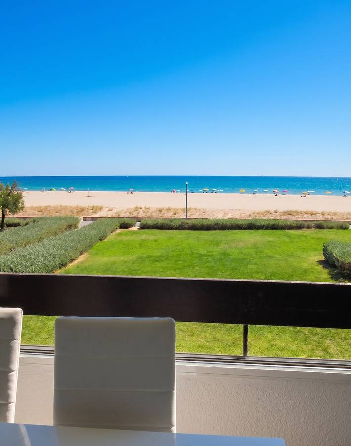 Appartement entier, Appartement lumineux à Saint-Cyprien 45 m² vue mer in Saint-Cyprien-Plage, Saint-Cyprien
