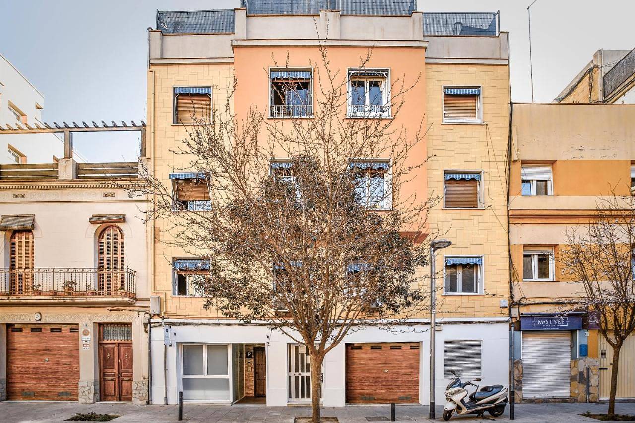 Laramond Barcelona Rooms in Nou Barris, Βαρκελώνη