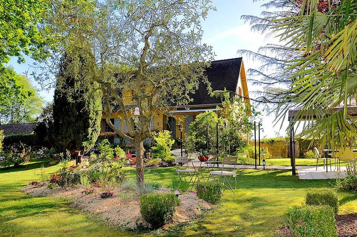 Chambre d’hôte pour 4 personnes, avec jardin dans Cherreau